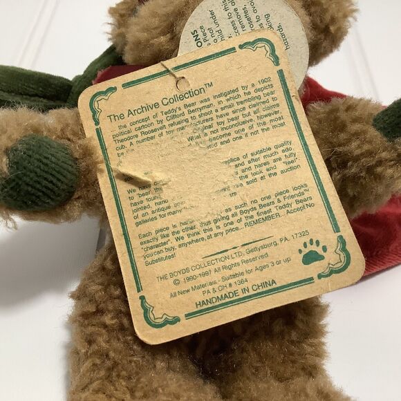 BOYDS COLLECTION Teddy Bear Named Felicity in Red Velvet Stocking by Boyd's - Picture 4 of 9